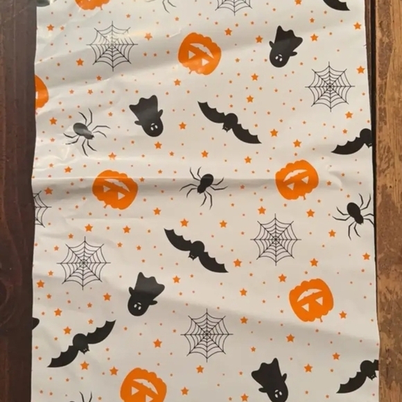 10 Poly Mailer Bags Size: 10 X 13 - Picture 7 of 7